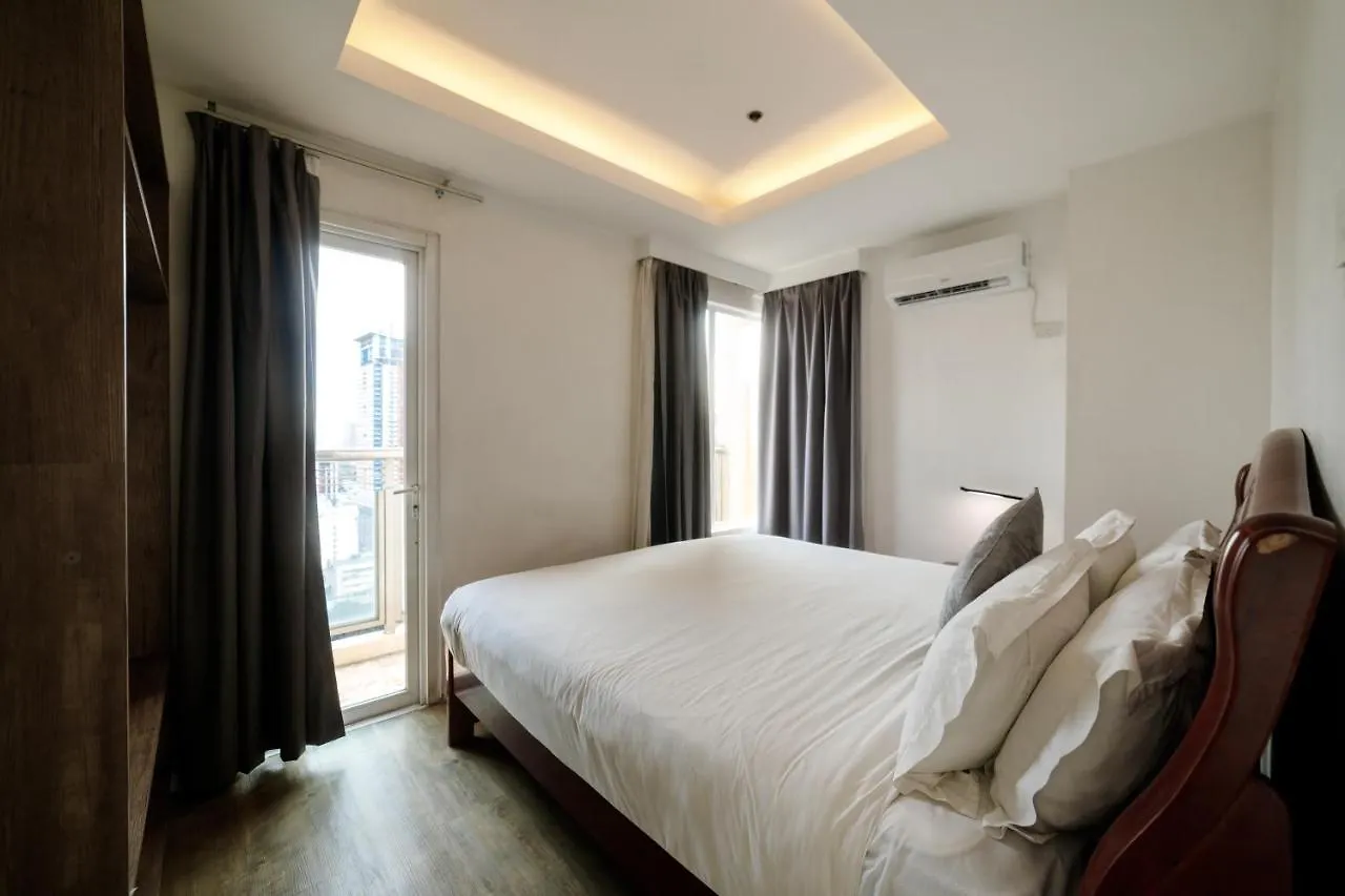 Regency Grand Suites Manila 3*,